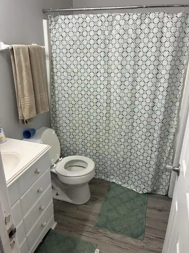 Apt J2 One bed, one bath furnished