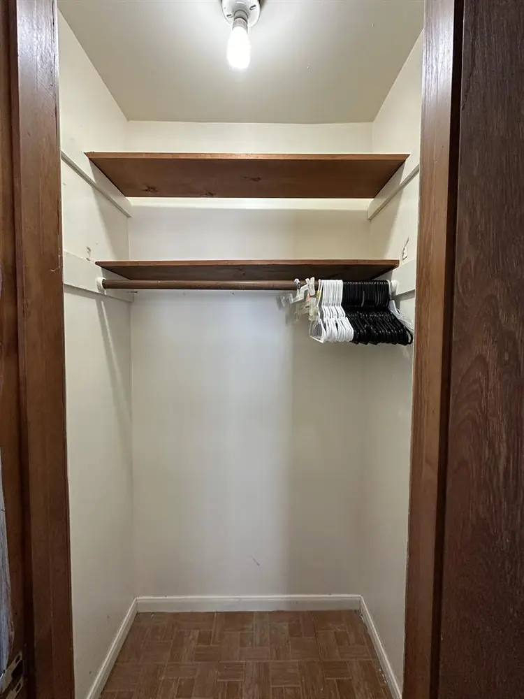 Cloverleaf Bedroom 2