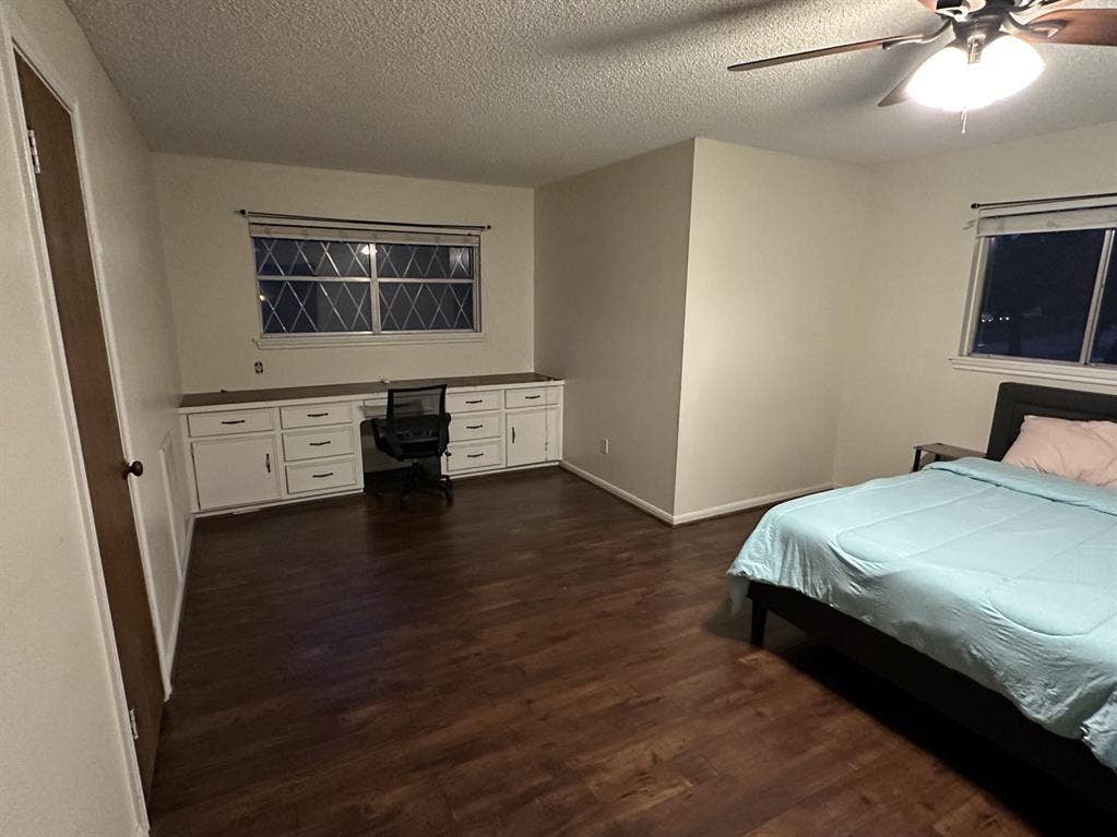 Cloverleaf Bedroom 5