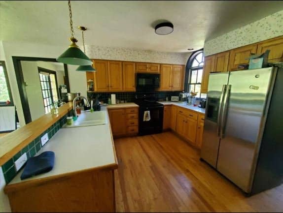 Single Room - 5 Bedroom House