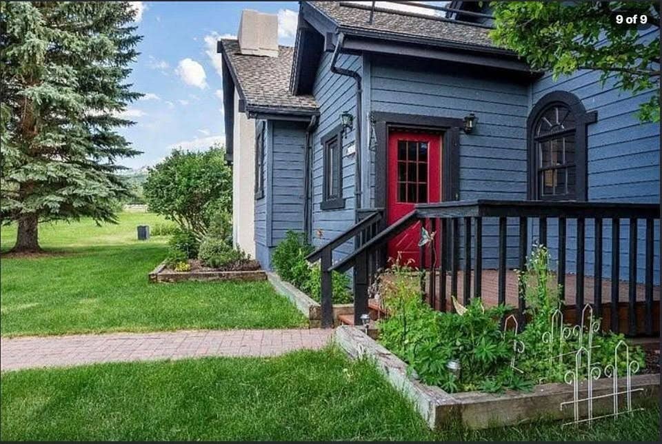 Single Room - 5 Bedroom House