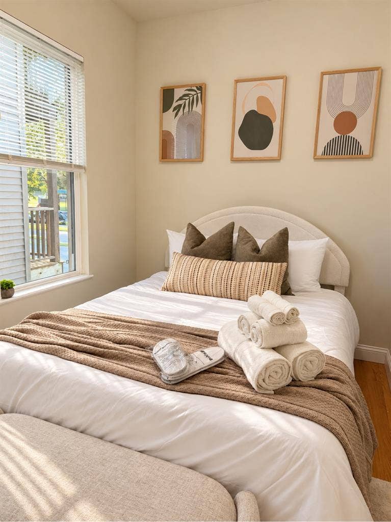Whole place 3beds 1.5 bath