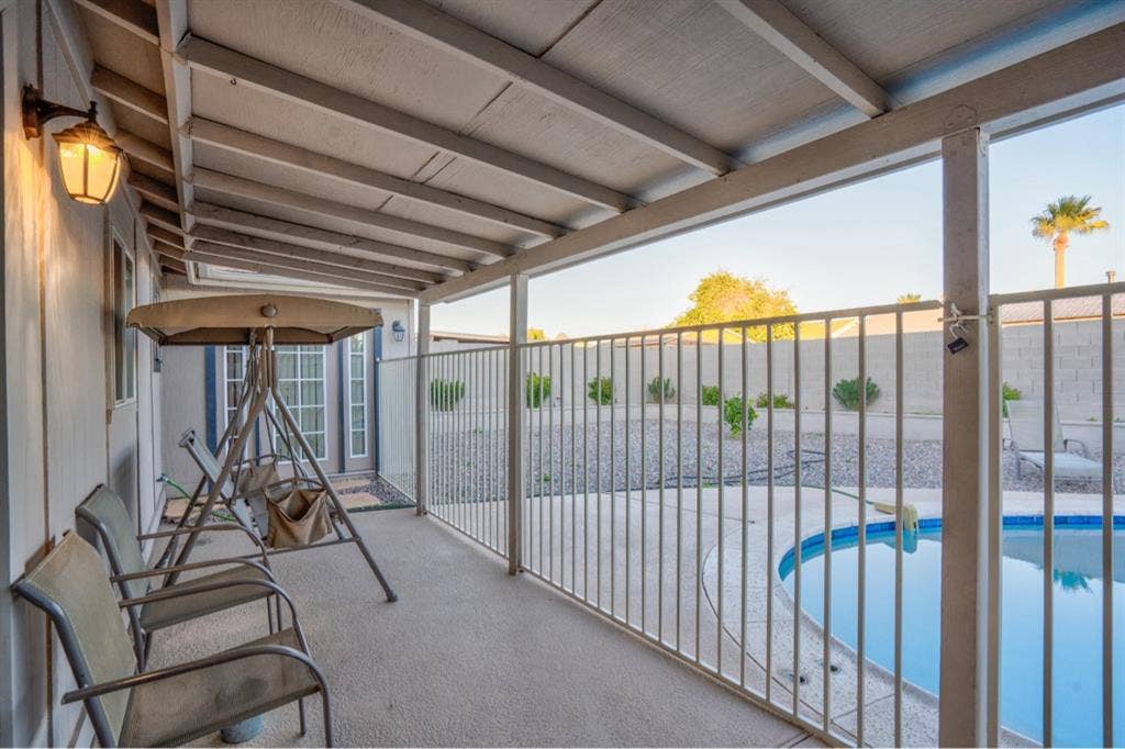 Room available for move in asap