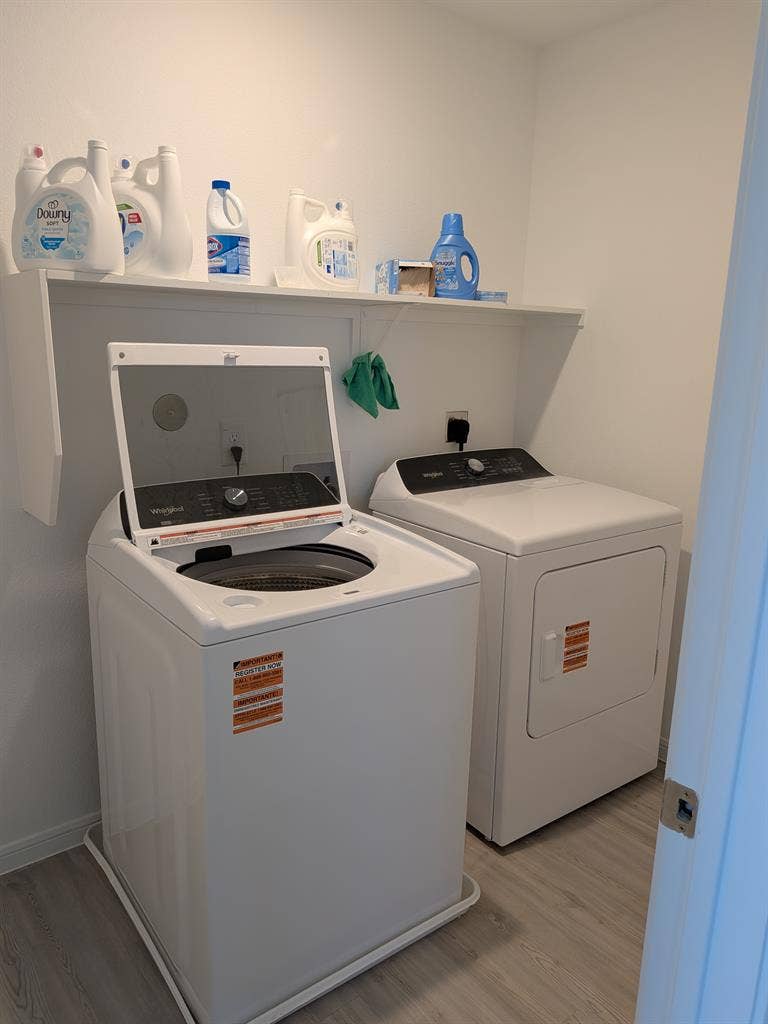 Furnished Master Suite in Crosby
