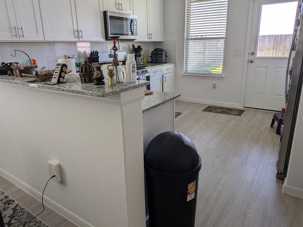 Furnished Master Suite in Crosby