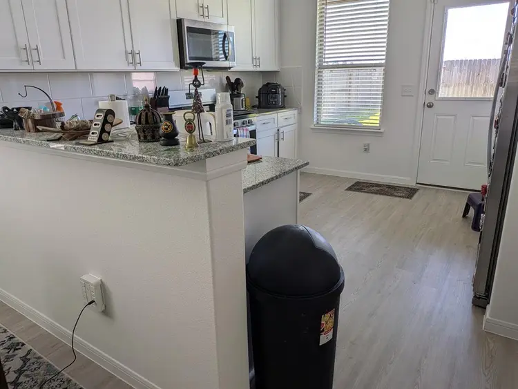Furnished Master Suite in Crosby