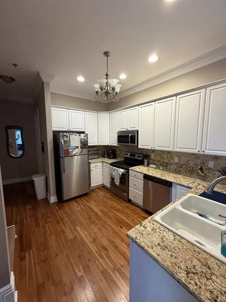 Open room in Jax Beach!