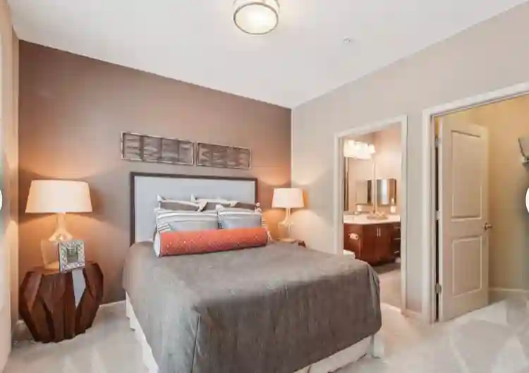 2 Beds 2 Baths - Apartment