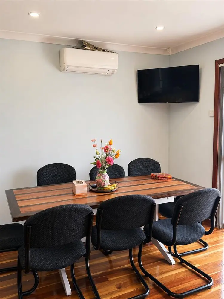 2x Rooms Available Taylors Lakes