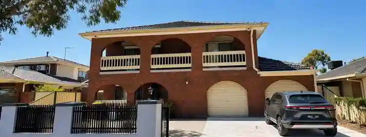 2x Rooms Available Taylors Lakes