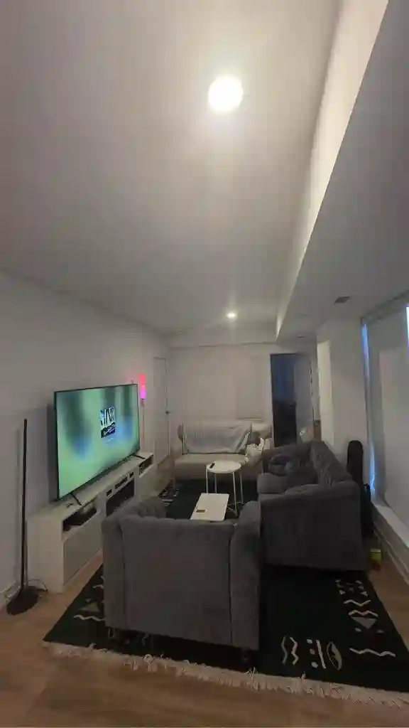 Looking for a roommate!