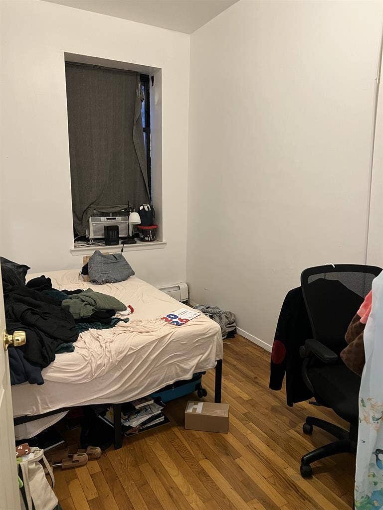 Cozy Room in Central Harlem