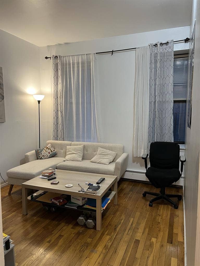 Cozy Room in Central Harlem