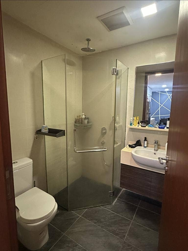 Condo single room