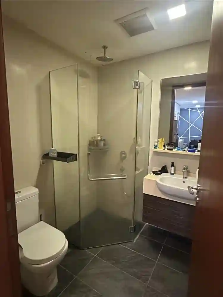 Condo single room