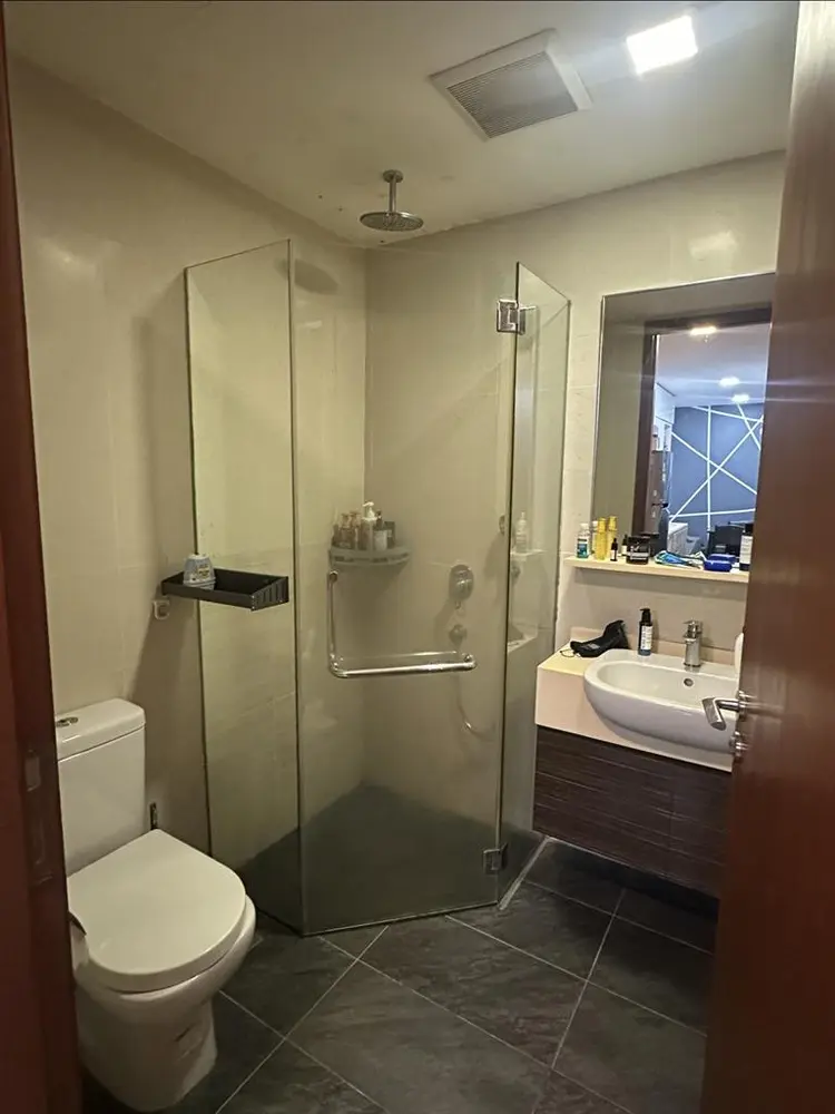 Condo single room