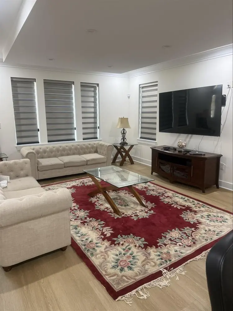 Rooms with private bathrooms