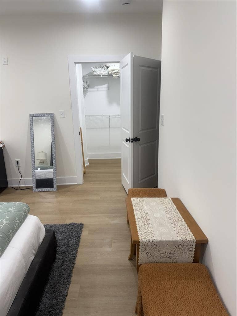 Rooms with private bathrooms