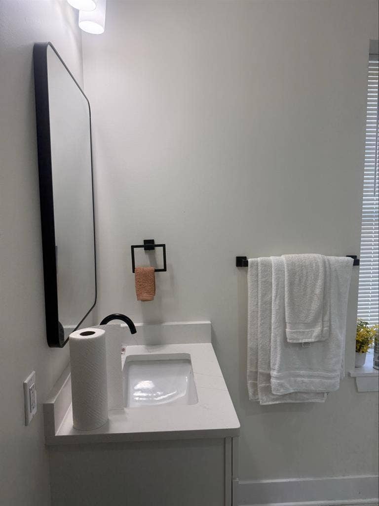 Rooms with private bathrooms