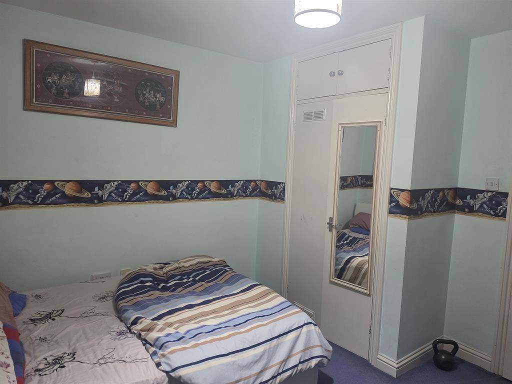 Double room in family house