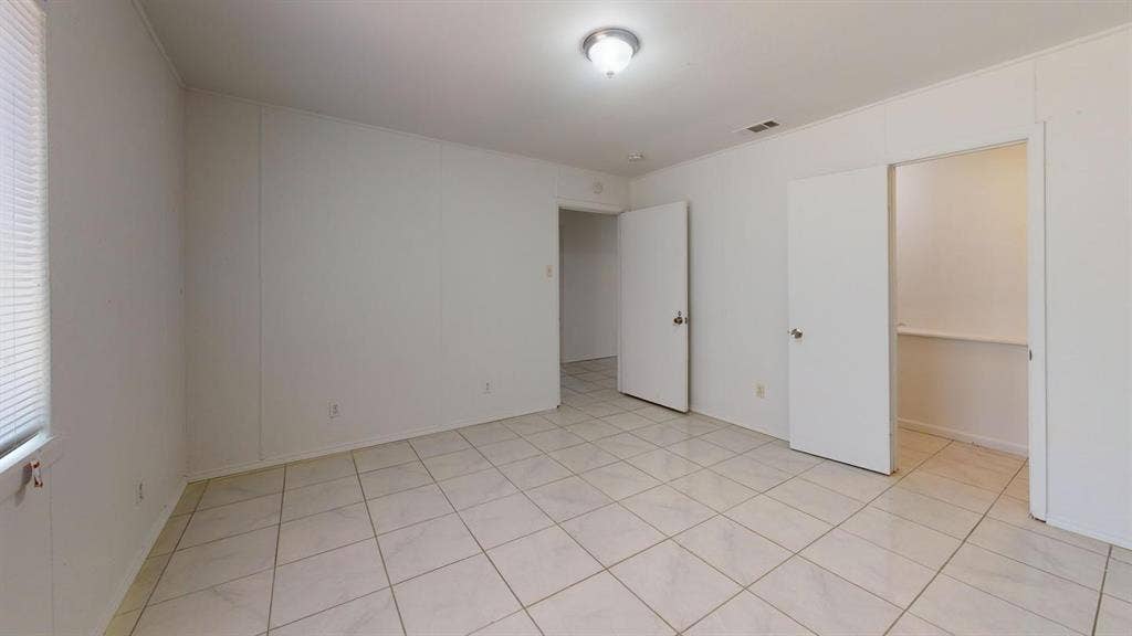 6 BR in Arlington