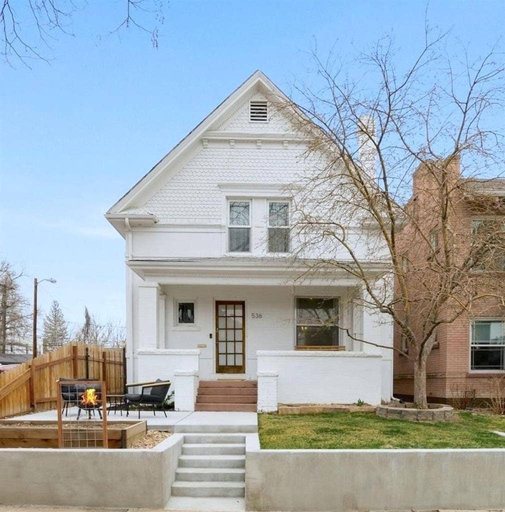 3 BR in Denver