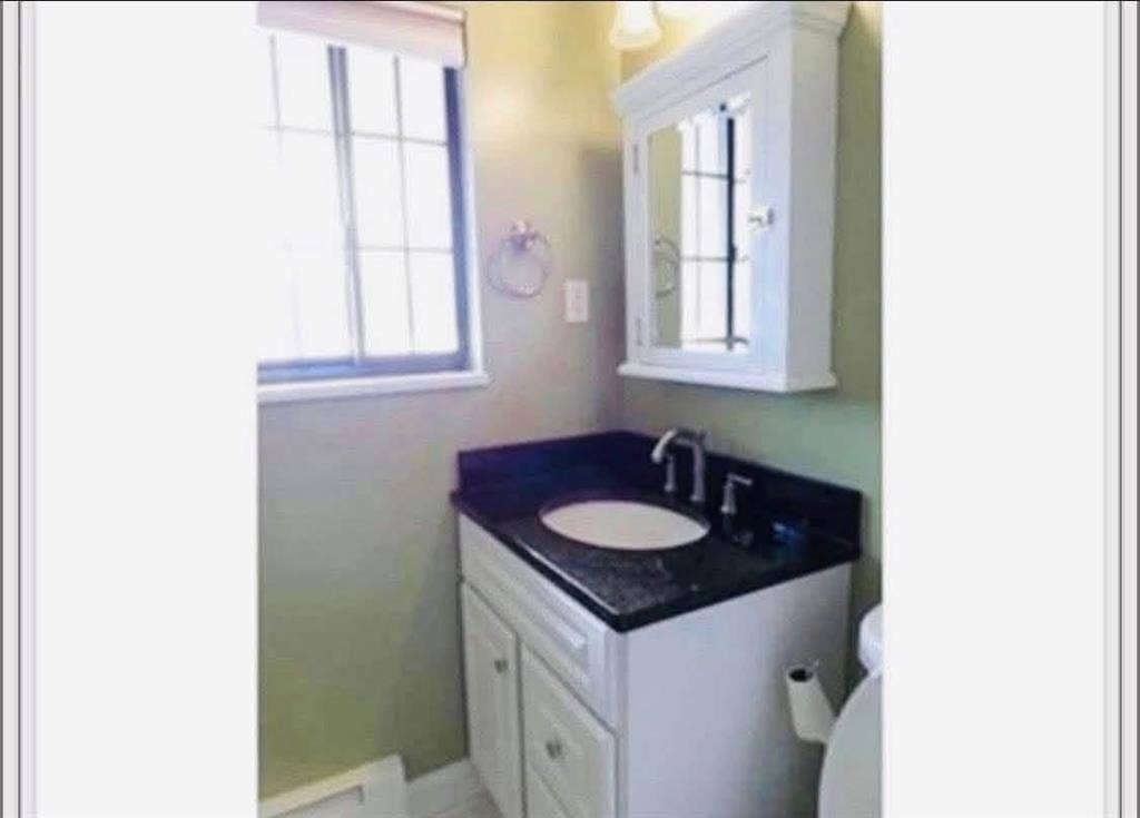 🏡 FOR RENT IN ANDOVER, MA! 🏡
