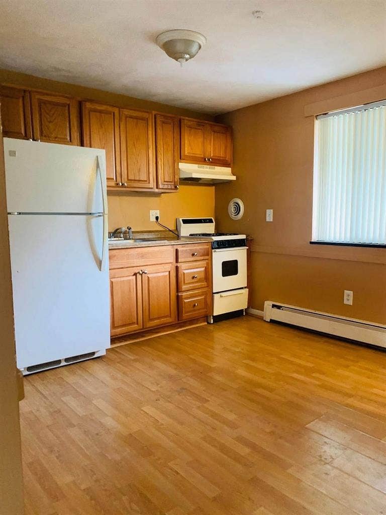 🏡 FOR RENT IN ANDOVER, MA! 🏡