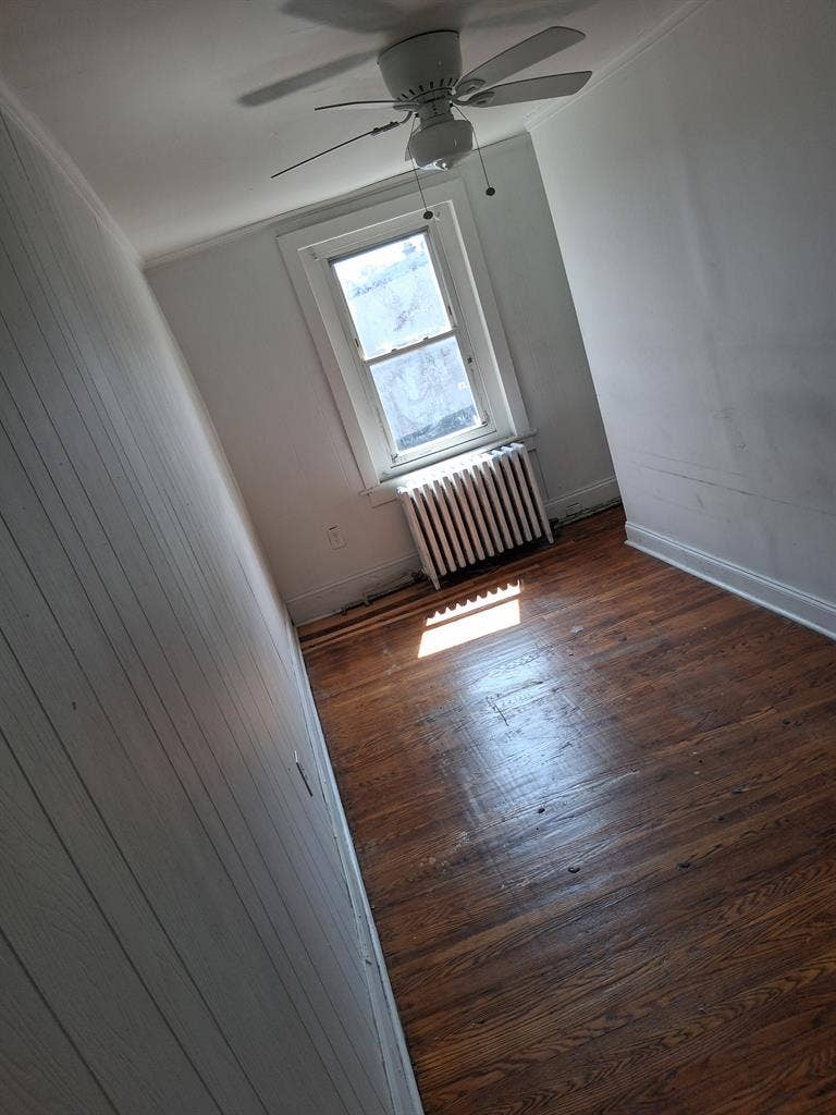 Roommate wanted 18 -99