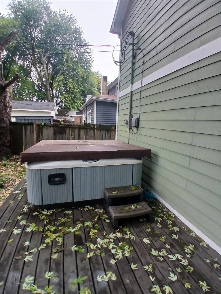 2 Rooms For Rent
