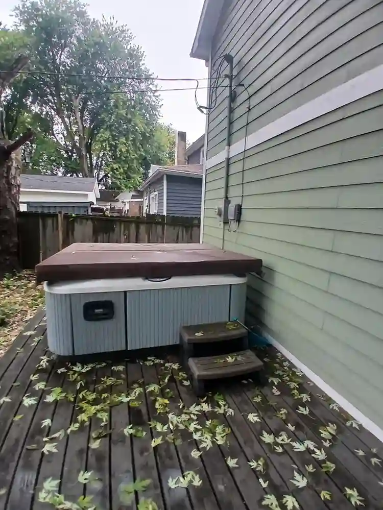 2 Rooms For Rent