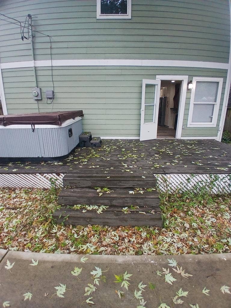 2 Rooms For Rent
