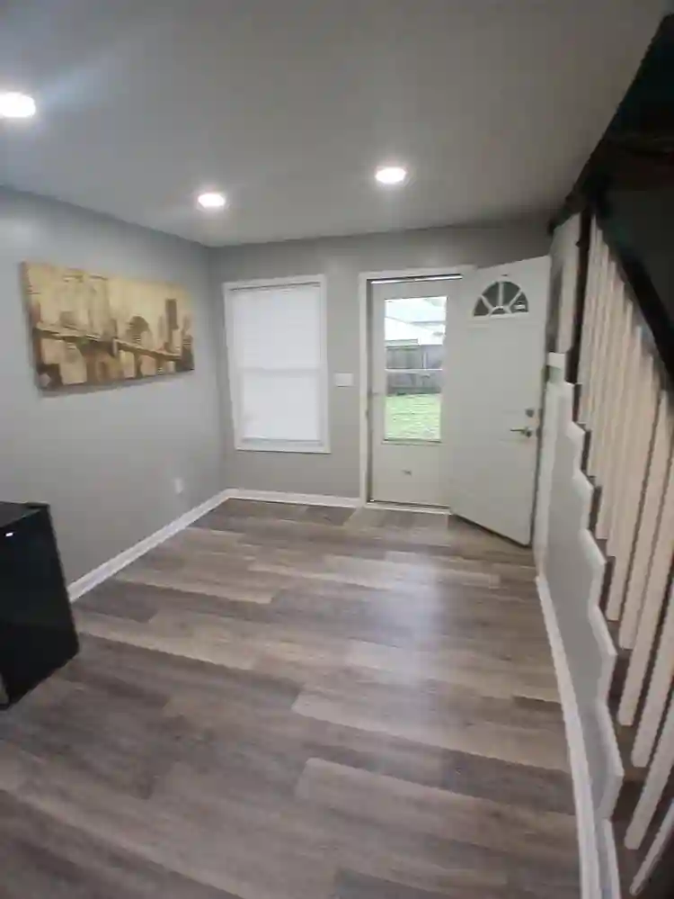 2 Rooms For Rent