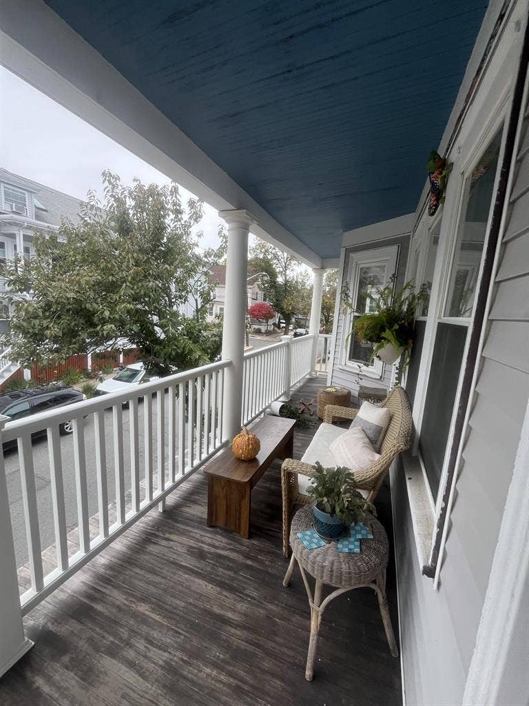 Need a roommate by February 1st:)