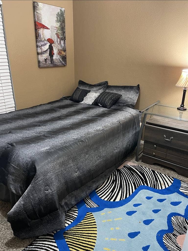 Room for rent W Plano
