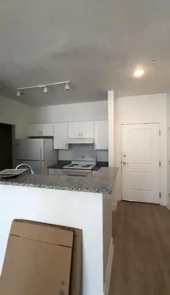 Roommate Needed DownTown Atl:)