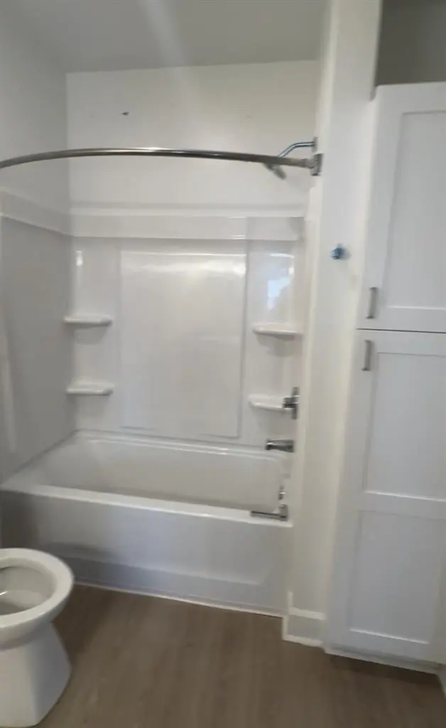 Roommate Needed DownTown Atl:)