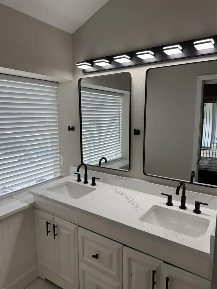 Master bedroom for rent. 77086