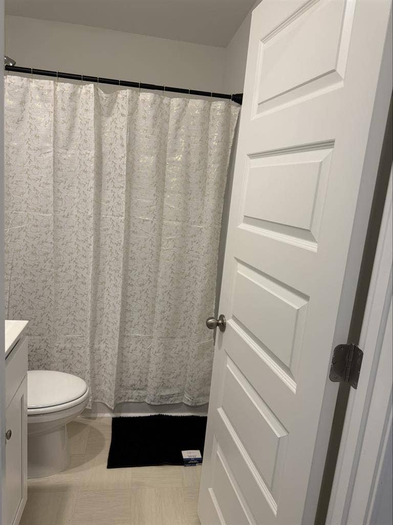 Room For Rent