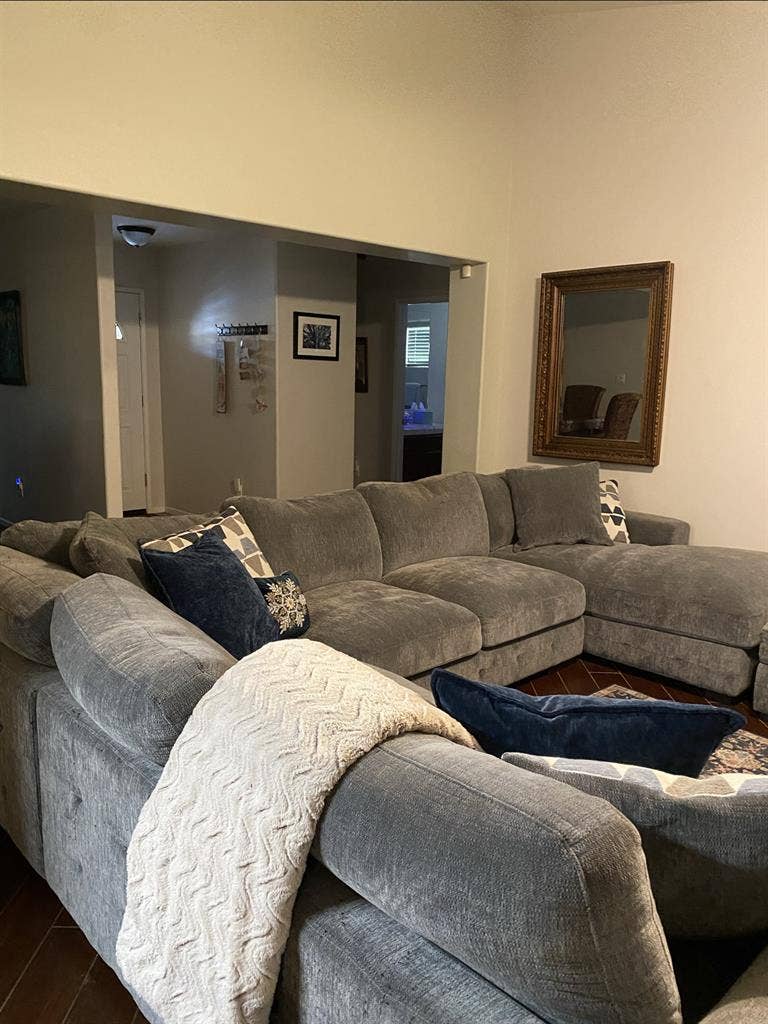 Master bedroom NW Bakersfield