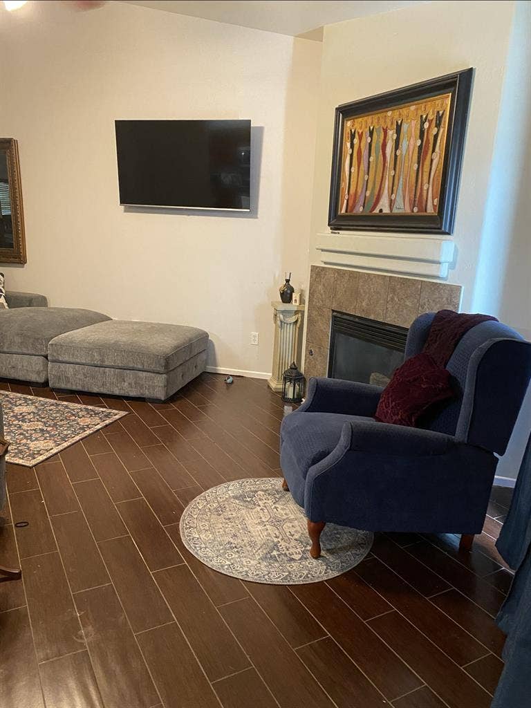Master bedroom NW Bakersfield