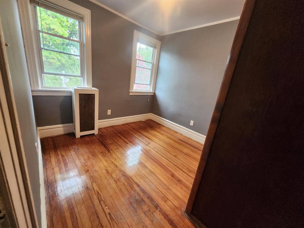 1 Private BR - House in West Orange