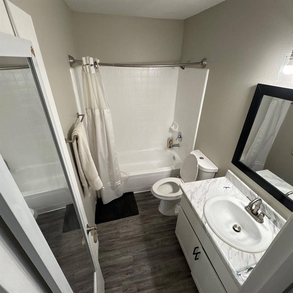 ROOMMATE NEEDED!!!
Two bed one bath