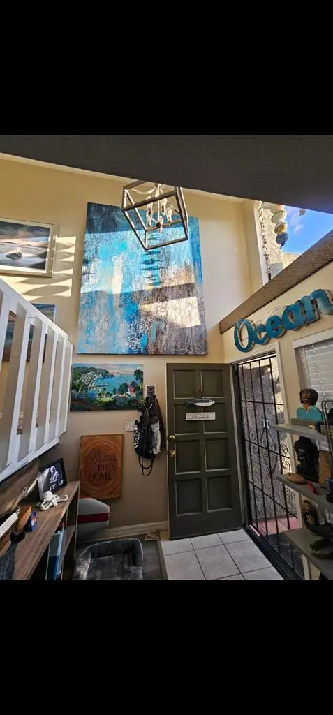 Room 4 rent D/T Huntington Beach