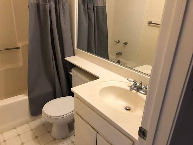 Private Room & Bathroom - SGV