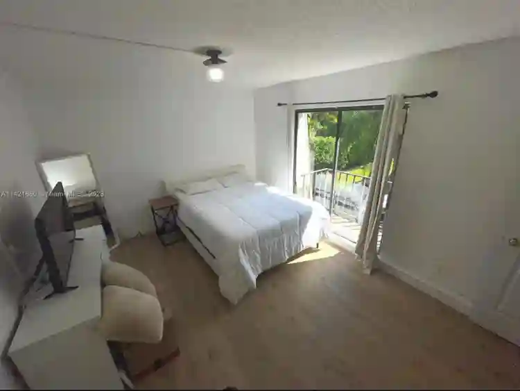 Spacious 2/2 Townhome for rent.