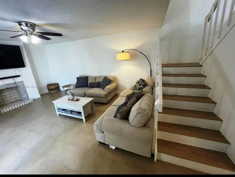 Spacious 2/2 Townhome for rent.