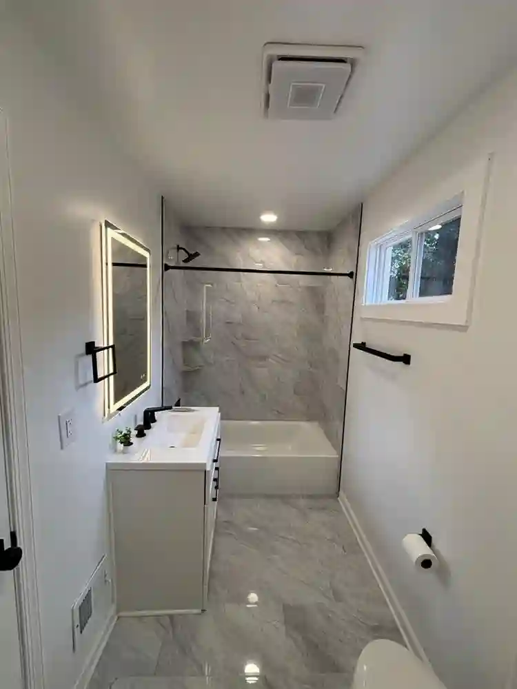Private renovated furnished room