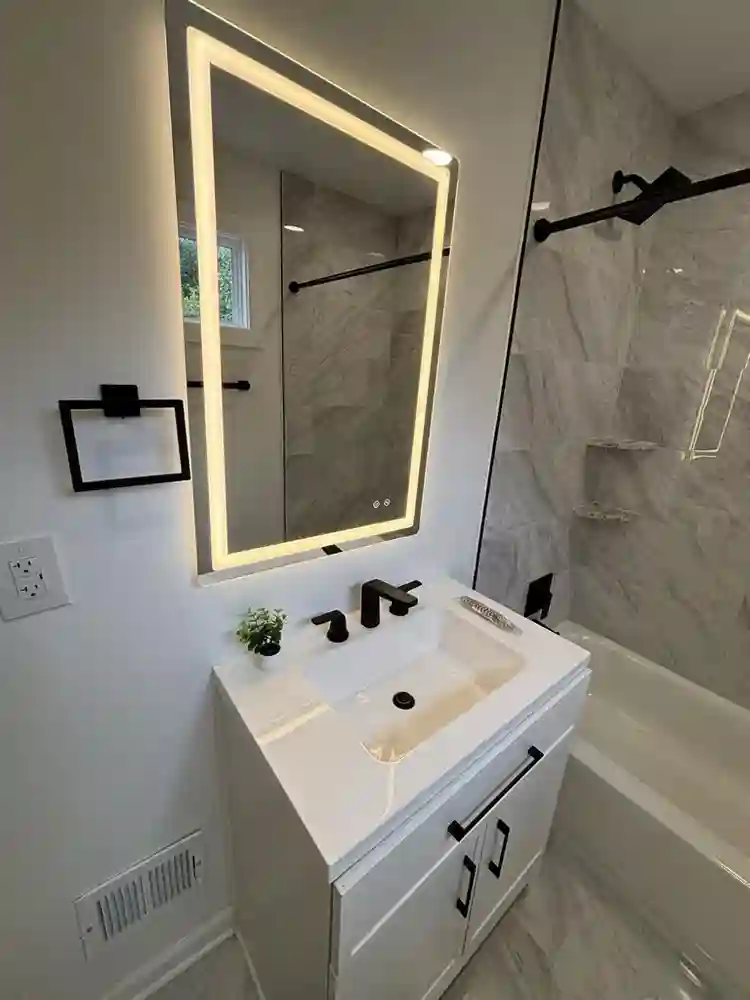 Private renovated furnished room