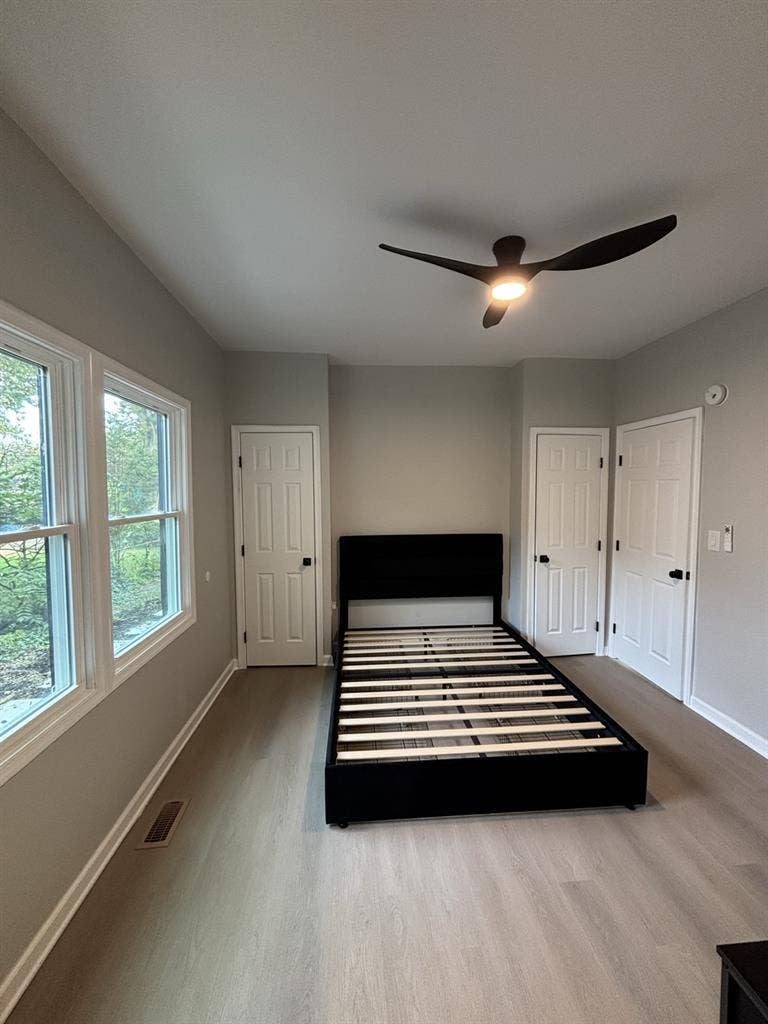 Private renovated furnished room